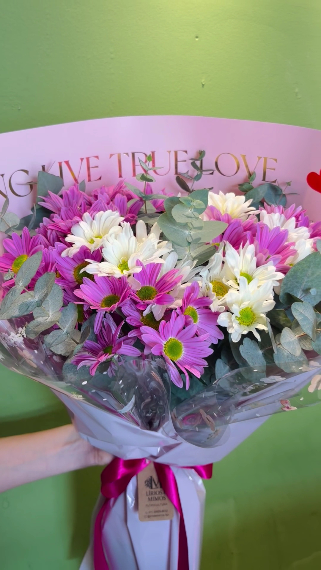Buquê de flores da Lírios e Mimos Floricultura